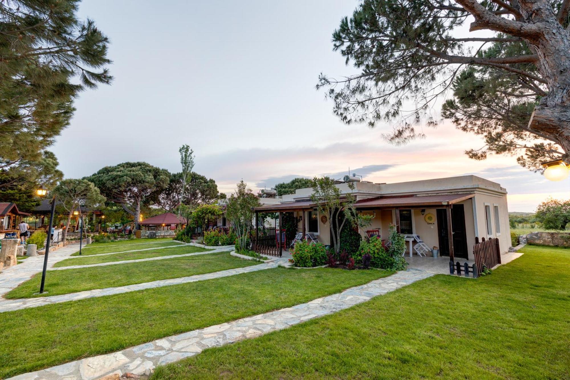 Aral Tatil Ciftligi Hotel Bozcaada Exterior photo